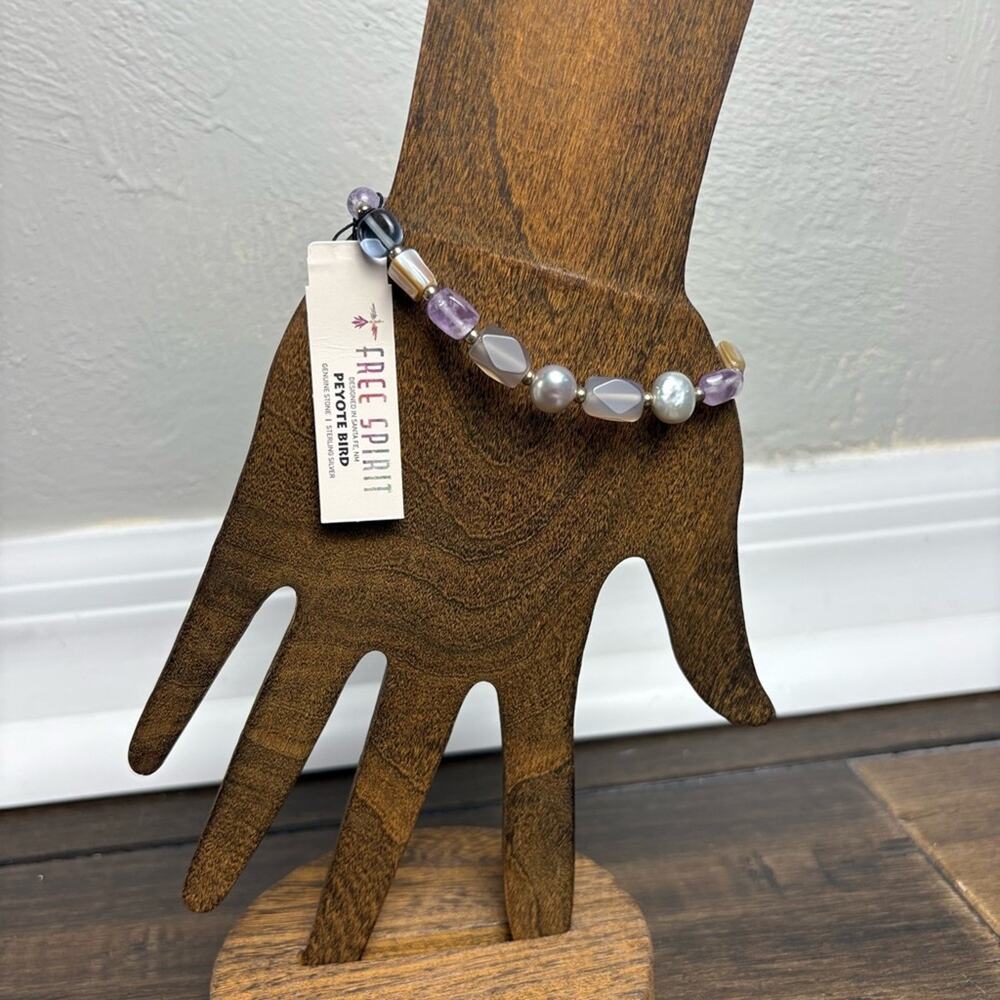 NWT Free Spirit Peyote Bird Purple & Silver Beaded Stretchy Bracelet Pearl - Picture 2 of 6